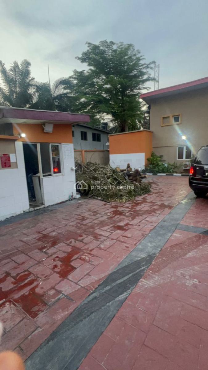 Commercial Purposely Built Luxury Building Over 10 Rooms with Pool, Victoria Island (vi), Lagos, Commercial Property for Rent