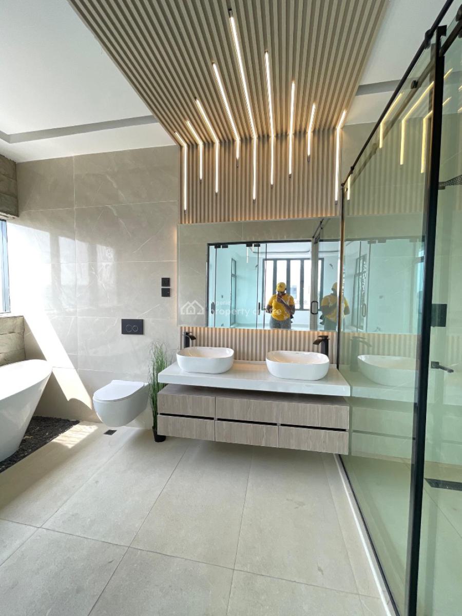Luxury 4 Bedrooms Maisonette with Bq and Pool, Lekki Phase 1, Lekki, Lagos, House for Sale