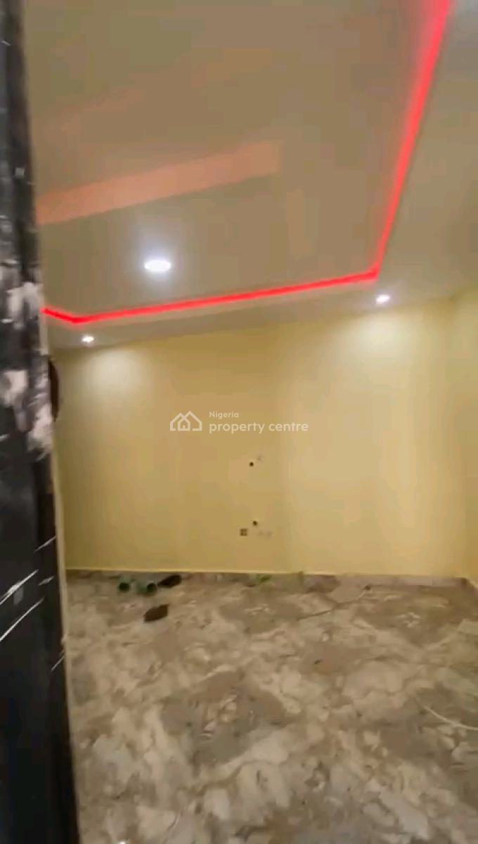 Newly Built Tastefully Spacious Mini Upflat with 2t1b, New Garage, Gbagada, Lagos, Mini Flat (room and Parlour) for Rent