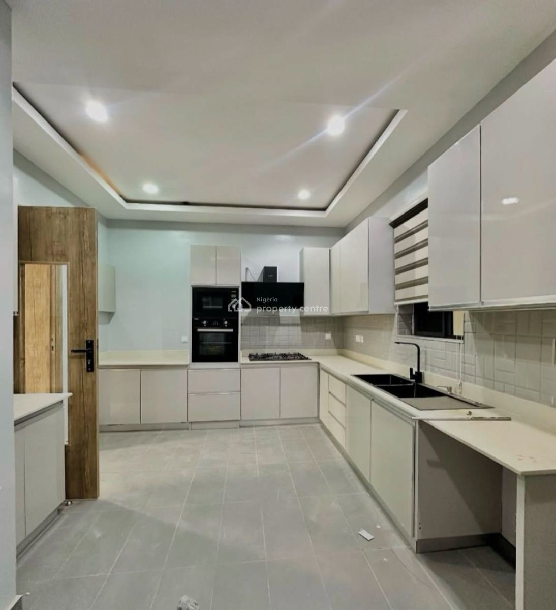 4 Bedroom Duplex, Off Admiralty Way, Lekki Phase 1, Lekki, Lagos, House for Rent