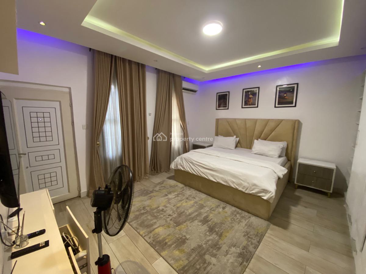 Fully Furnished 3 Bedroom Apartment, Off Platinum Way, Ikate Elegushi, Lekki, Lagos, Flat / Apartment for Rent