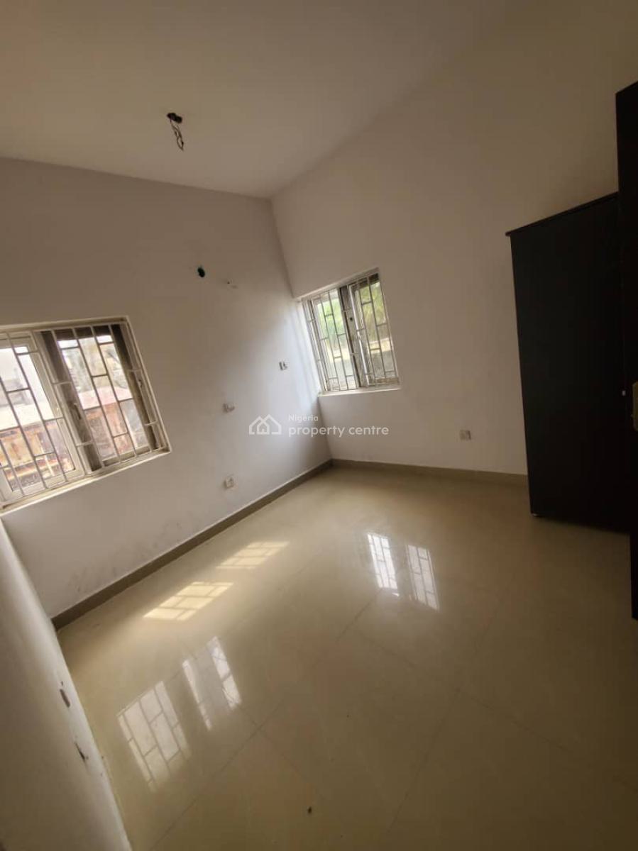 2 Bed Apartment in a Secured Estate, Off New Road, Igbo Efon, Lekki, Lagos, Flat / Apartment for Rent