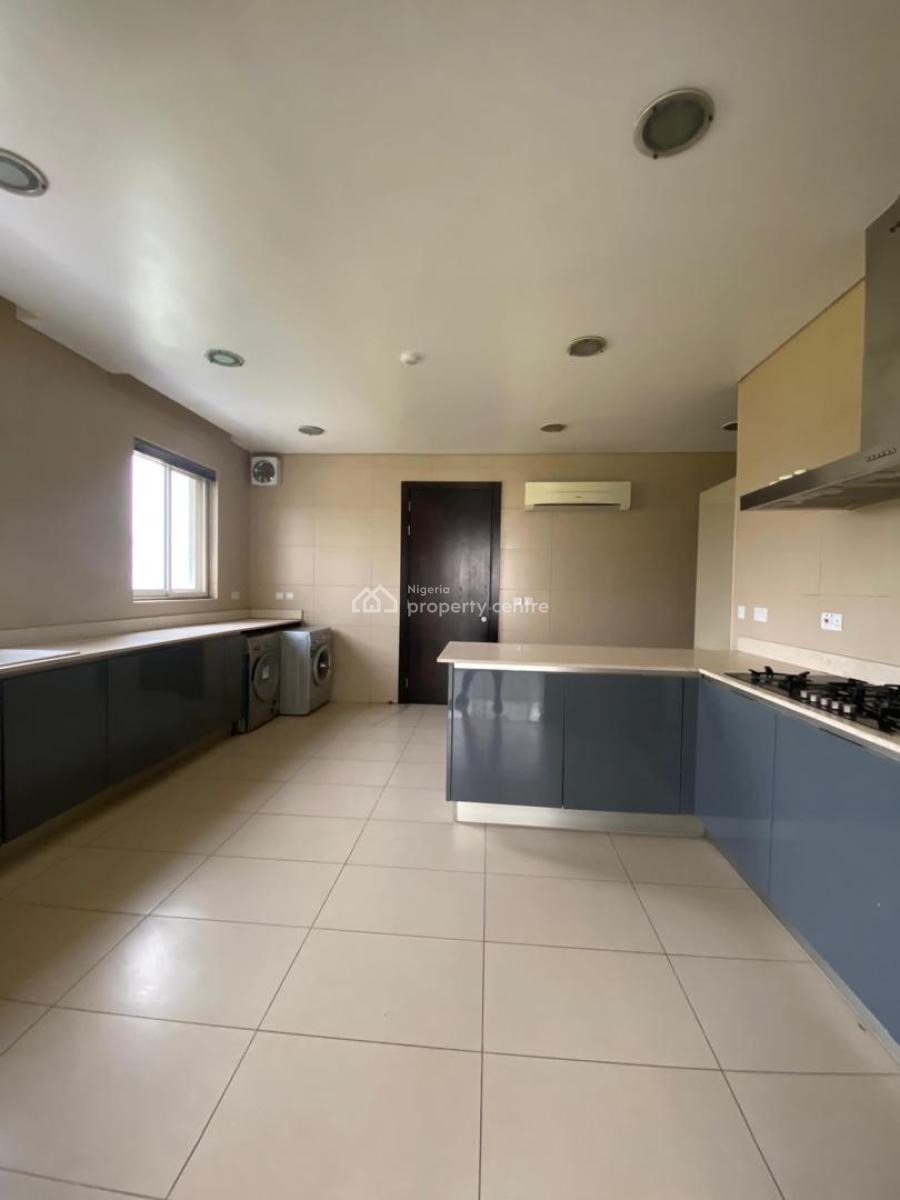 1 Unit of 2 Bedroom En-suite Plus Bq, Banana Island, Ikoyi, Lagos, Flat / Apartment for Rent
