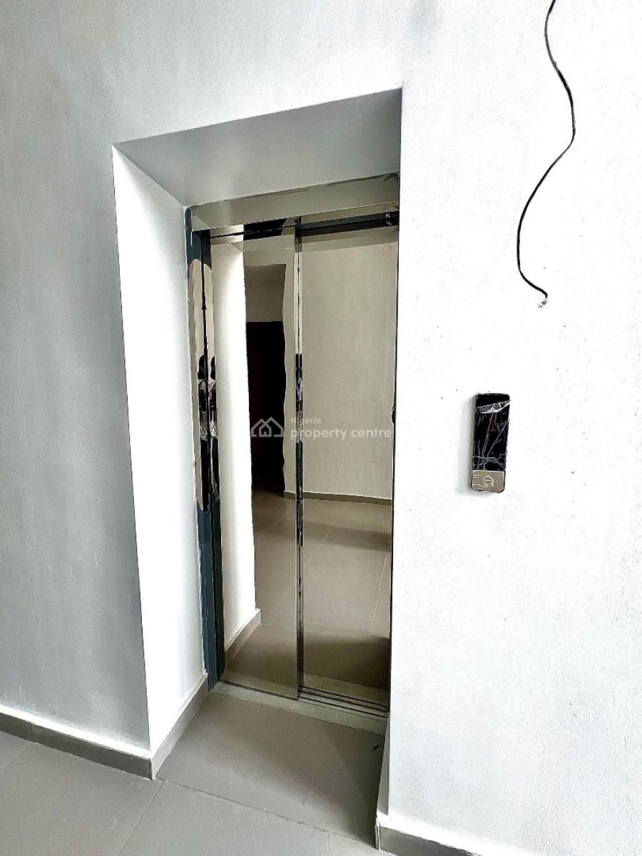 Luxury 3 Bedroom Apartment with Bq, Gym, and Pool at Lekki Phase1, Lekki Phase 1, Lekki, Lagos, Flat / Apartment for Sale