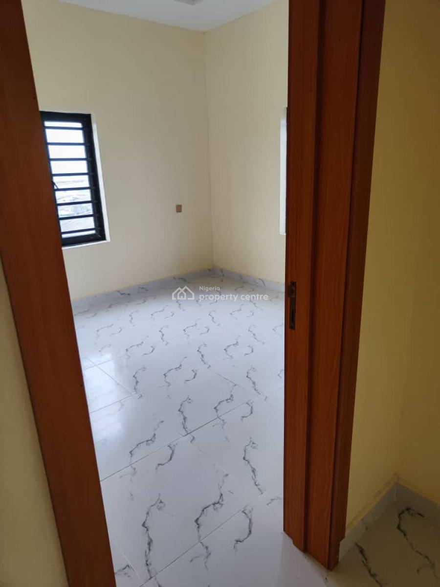 Two Bedrooms Flat, Alpha Beach, New Road, Lekki, Lagos, Flat / Apartment for Rent