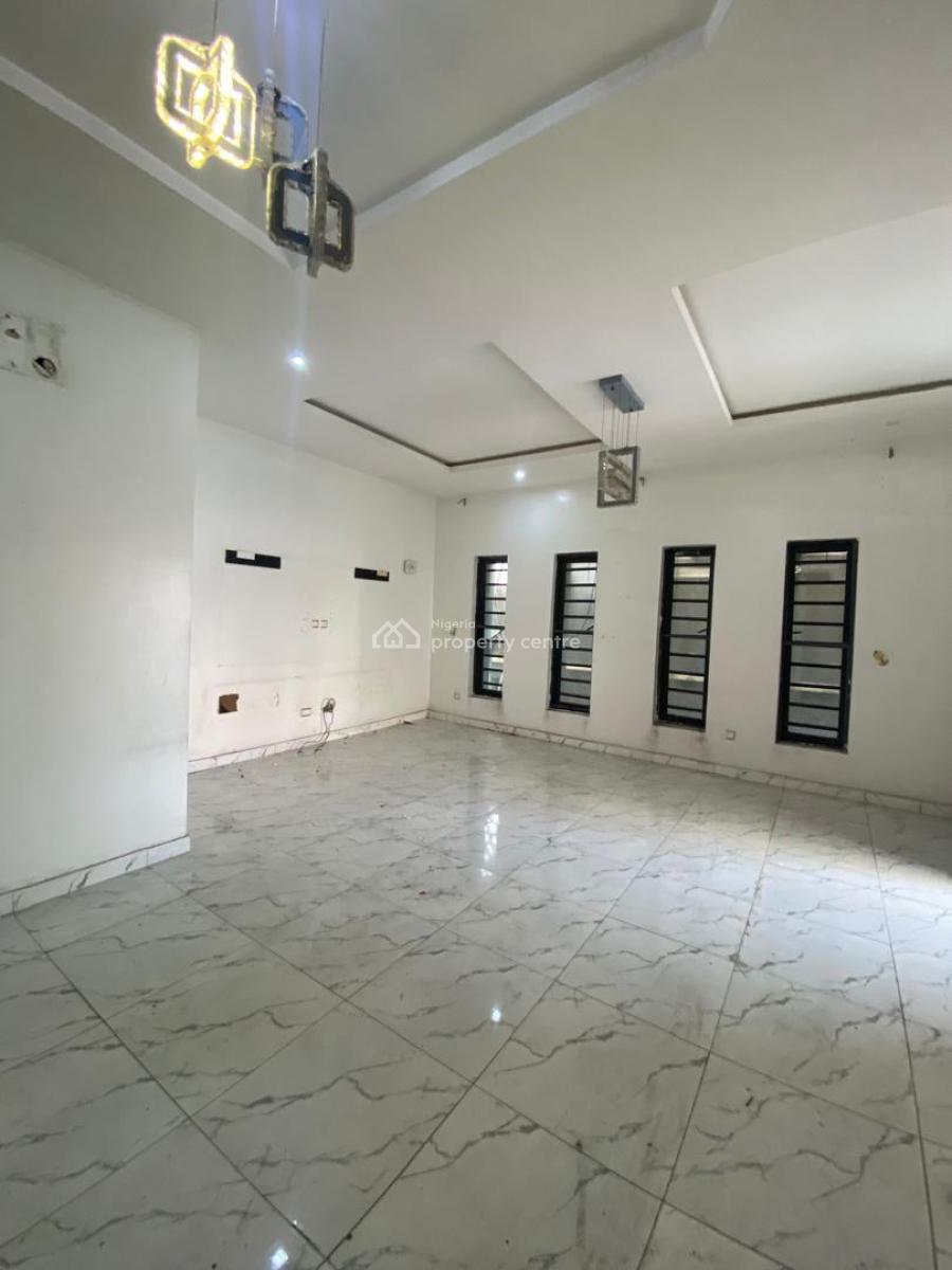 5 Bedrooms 5 Bathrooms: Sqm 345 Well Built Custom Home, Osapa, Lekki, Lagos, Detached Duplex for Sale