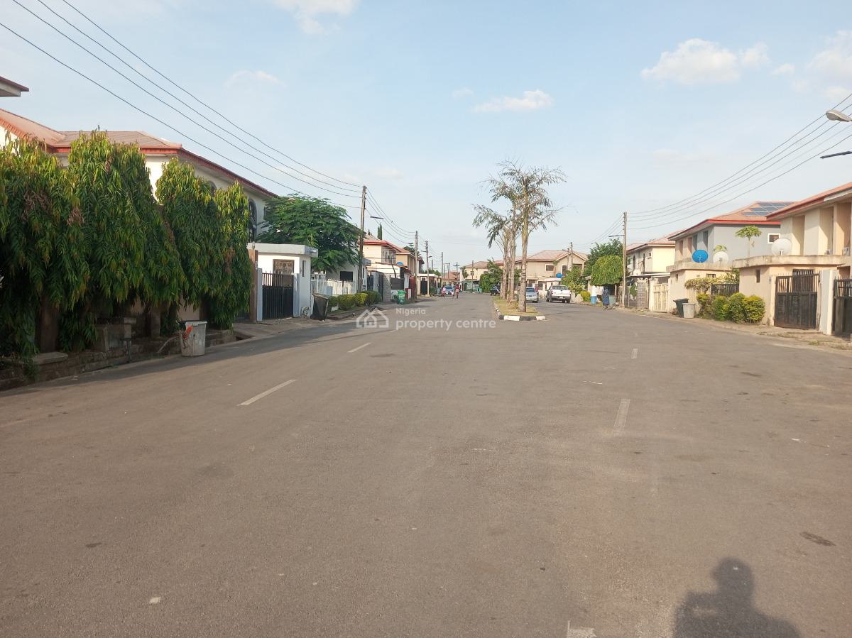 4 Bedroom Duplex with Bq Available, Apo Dutse Axis, Apo, Abuja, Semi-detached Duplex for Sale