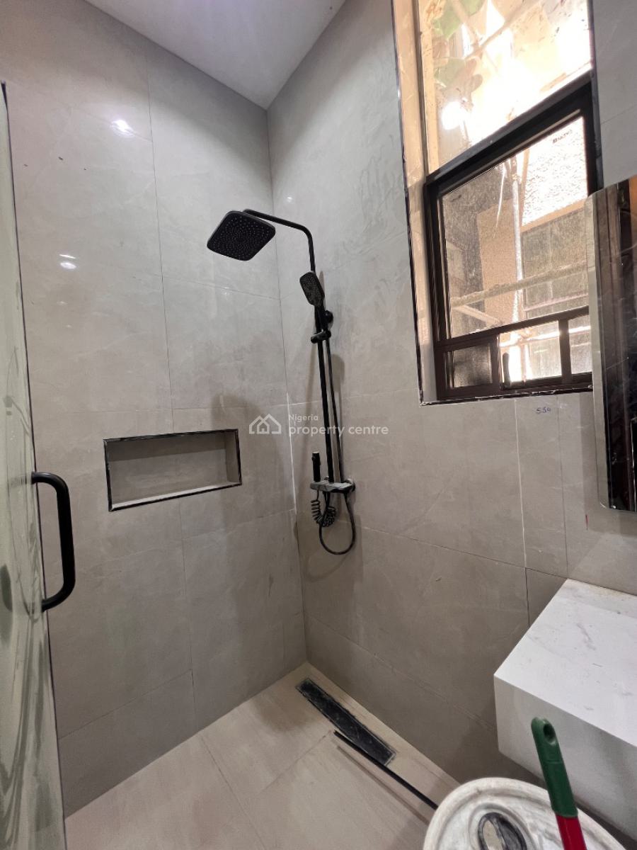 Exquisitely Designed 3 Bedroom Apartment in Lekki Phase 1, Exquisitely Designed 3 Bedroom Apartment for Sale Close to Expressway, Lekki Phase 1, Lekki, Lagos, Flat / Apartment for Sale