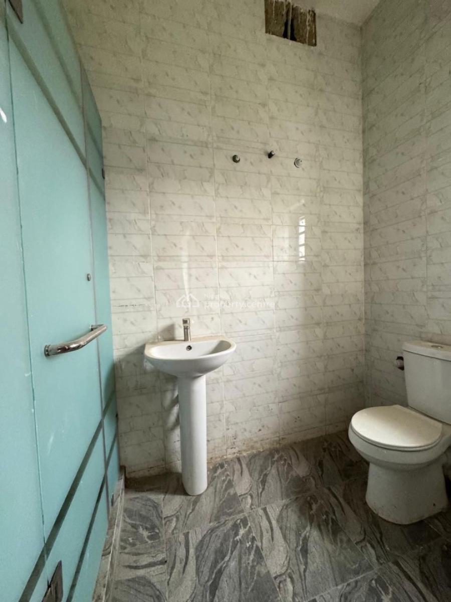 Astoundingly Built 3 Bedroom Apartment in a Prime Location, Gbagada, Lagos, Block of Flats for Sale