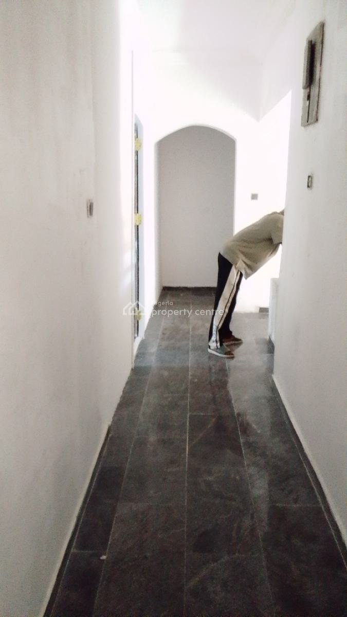 a Master Bedroom Studio Apartment, Chevron Drive Bera Estate Chevron, Lekki, Lagos, Self Contain (single Rooms) for Rent