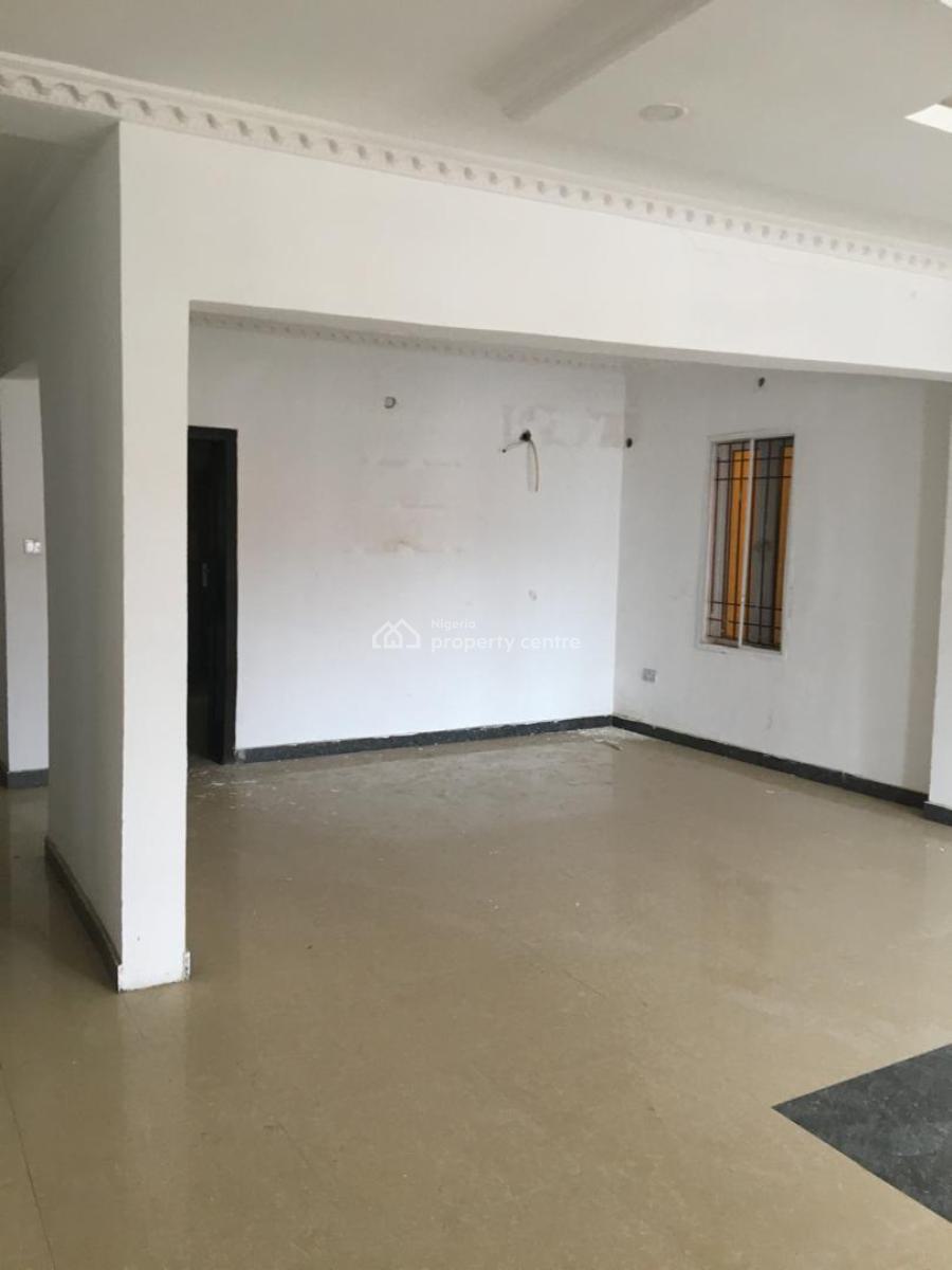 2 Bedroom Flat Upstairs, Ilasan, Lekki, Lagos, Flat / Apartment for Rent