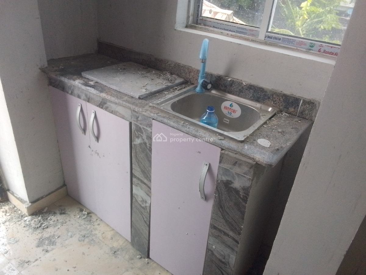 Newly Buildt Luxury Selfcon with Excellent Features, Pero, Ogombo, Ajah, Lagos, Self Contain (single Rooms) for Rent