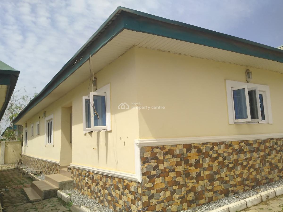 Spacious 3 Bedroom Detached Bungalow with 1 Bedroom Guest Chalet, Suncity Estate, Galadimawa, Abuja, Detached Bungalow for Sale