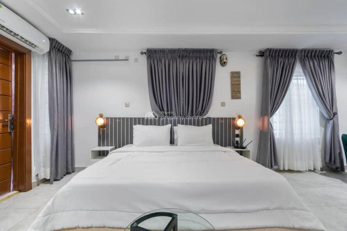 Ocean View Beautifully Furnished 3 Bedroom Apartment with Sea View, Ikoyi, Lagos, Flat / Apartment Short Let