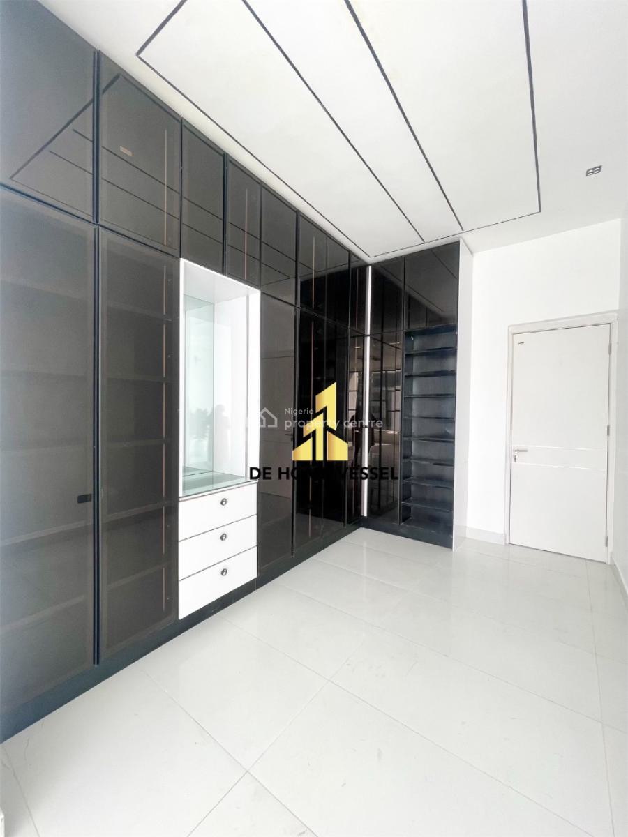 Fantastically Perched Luxury 5 Bedroom Smart Home with Swimming Pool & Bq, Chevron, Lekki, Lagos, Detached Duplex for Sale