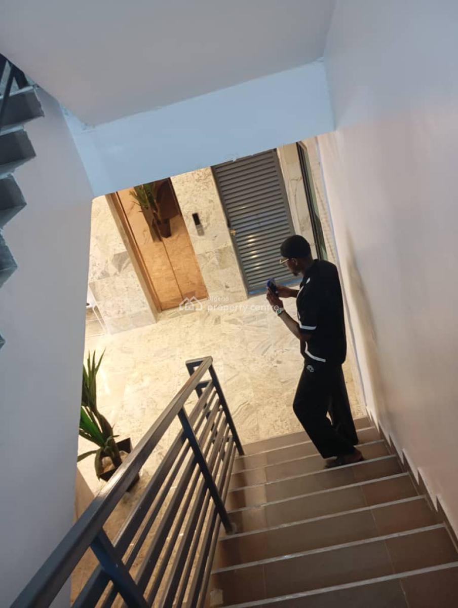 Luxury 3 Bedroom Apartment with Modern Facilities, Lekki Phase 1, Lekki, Lagos, Flat / Apartment for Sale