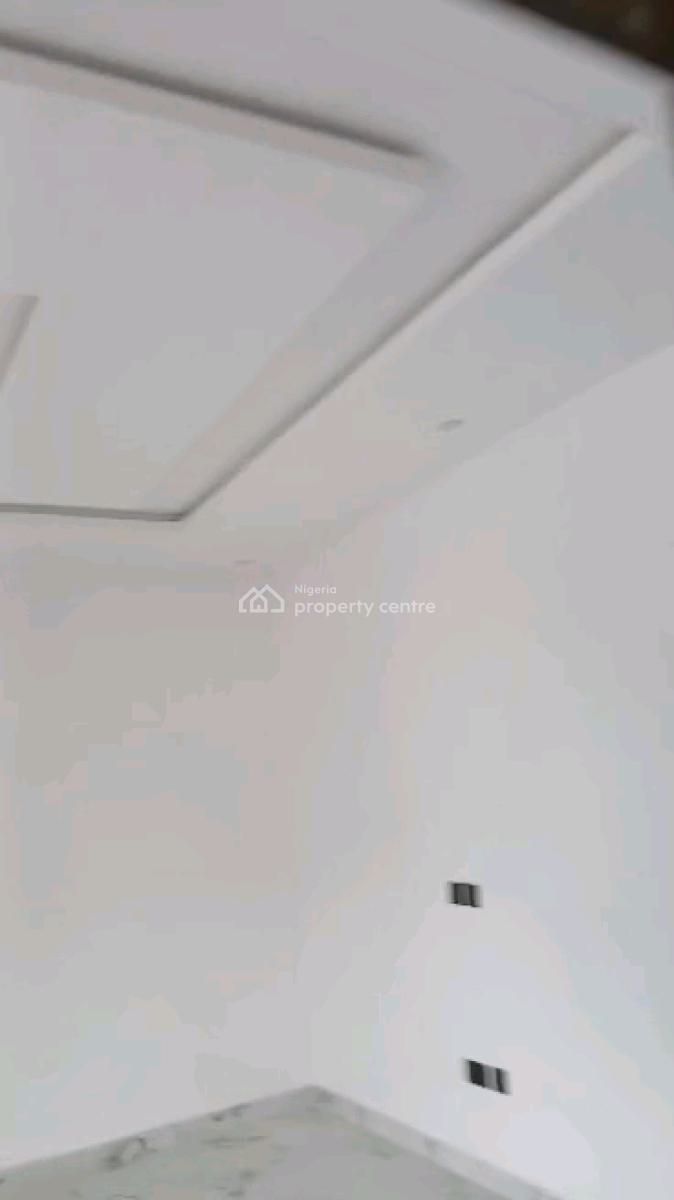 a Clean and Standard Three Bedroom Flat, Alagomeji, Yaba, Lagos, Flat / Apartment for Rent