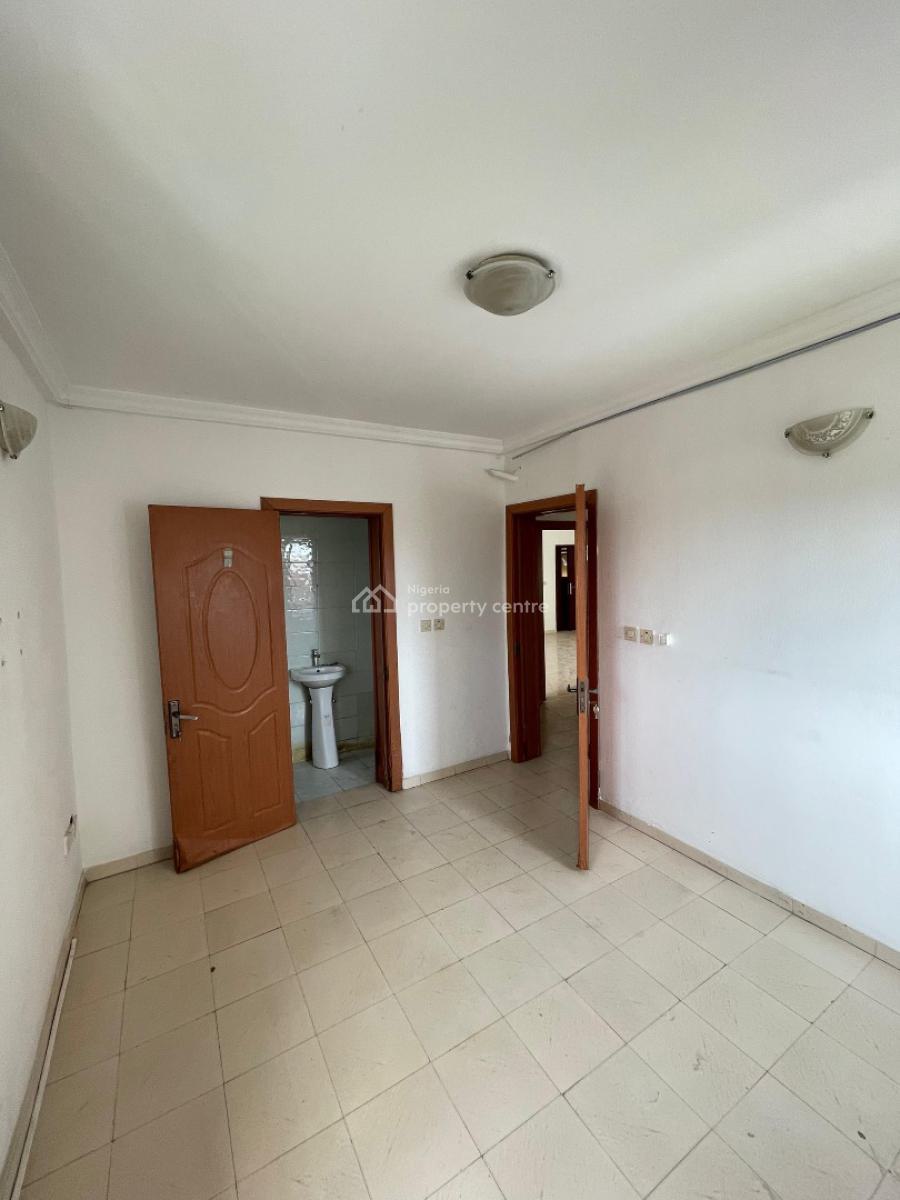 Spaciously Built 3bedroom Apartment with a Bq, Victoria Island Lagos, Victoria Island (vi), Lagos, Flat / Apartment for Sale