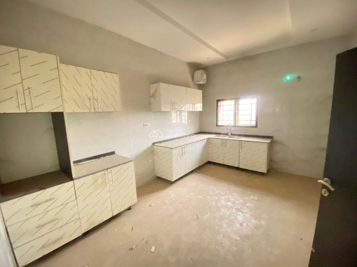 Serviced 4 Bedrooms Terrace Duplex with Bq and Acs and Gen, By Dakibiyu, Jabi, Abuja, Terraced Duplex for Rent