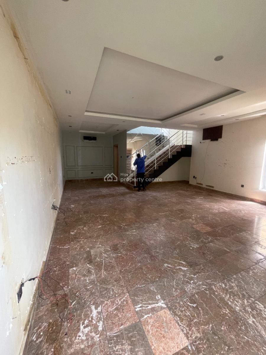Grand Corner Piece 4 Bedroom Terraced Duplex, Off Admiralty, Lekki Phase 1, Lekki, Lagos, Terraced Duplex for Rent