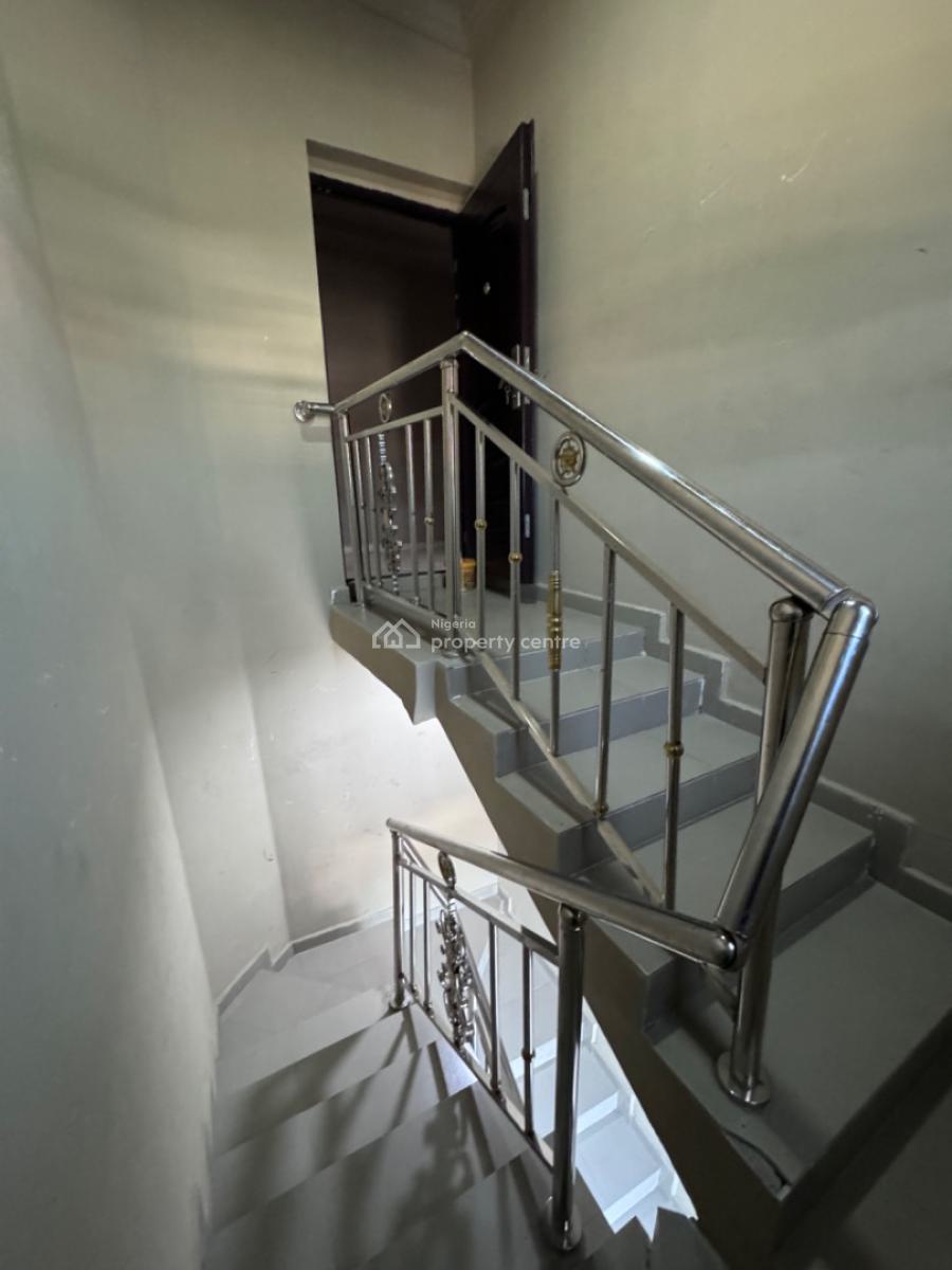 Modern Two Bedroom Apartment Ogudu, Ogudu, Ori-oke, Ogudu, Lagos, Flat / Apartment for Rent