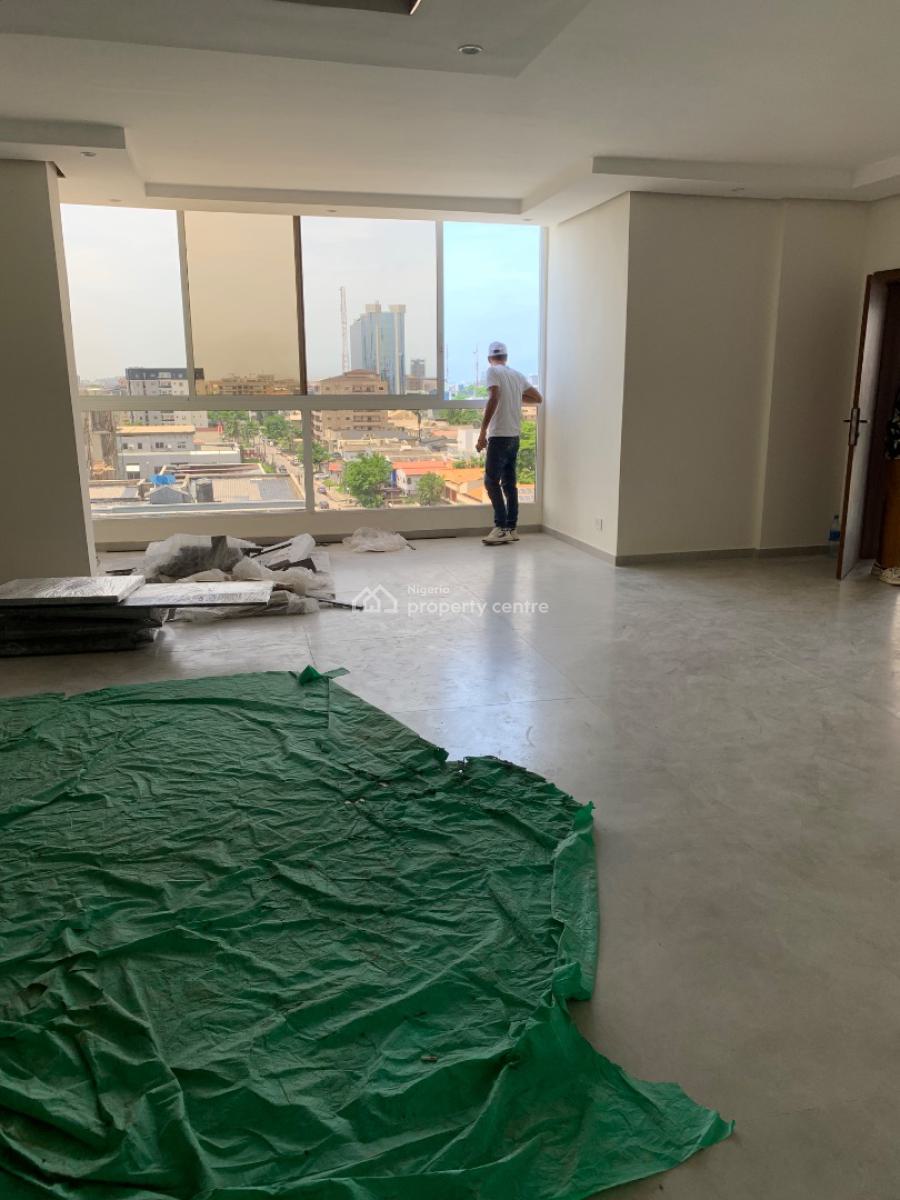 Luxury High Rise Three Bedroom Maisonette, Victoria Island (vi), Lagos, Block of Flats for Sale