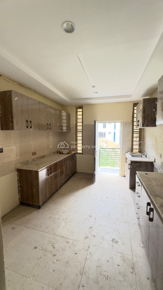 Newly Built 3 Bedroom Flat, Guzape District, Abuja, Flat / Apartment for Rent
