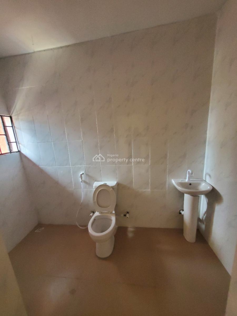Clean Renovated Two Bedroom Flat, Ogudu, Lagos, Flat / Apartment for Rent