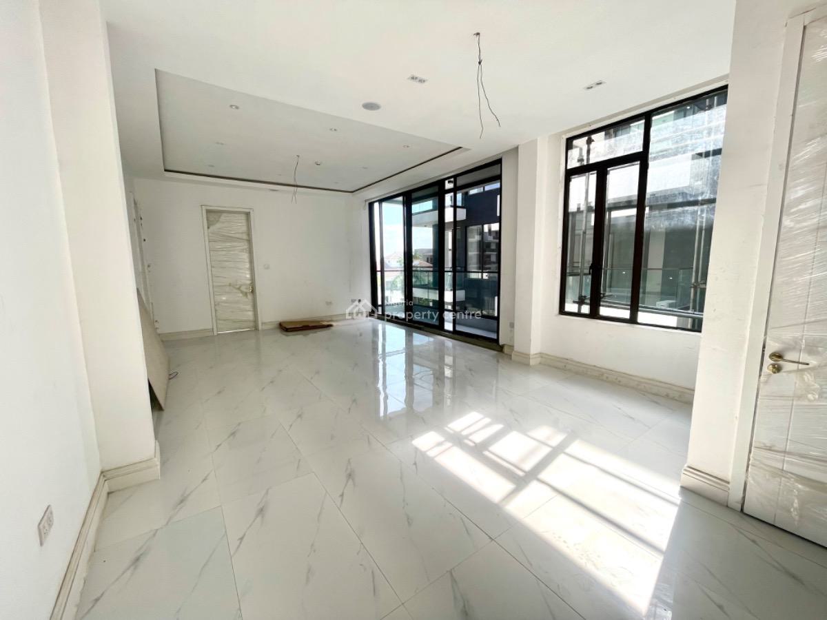 Brand New 3bedrooms +1bq Apartment Located at Lekki Phase 1, Lekki Phase 1, Lekki, Lagos, Flat / Apartment for Sale