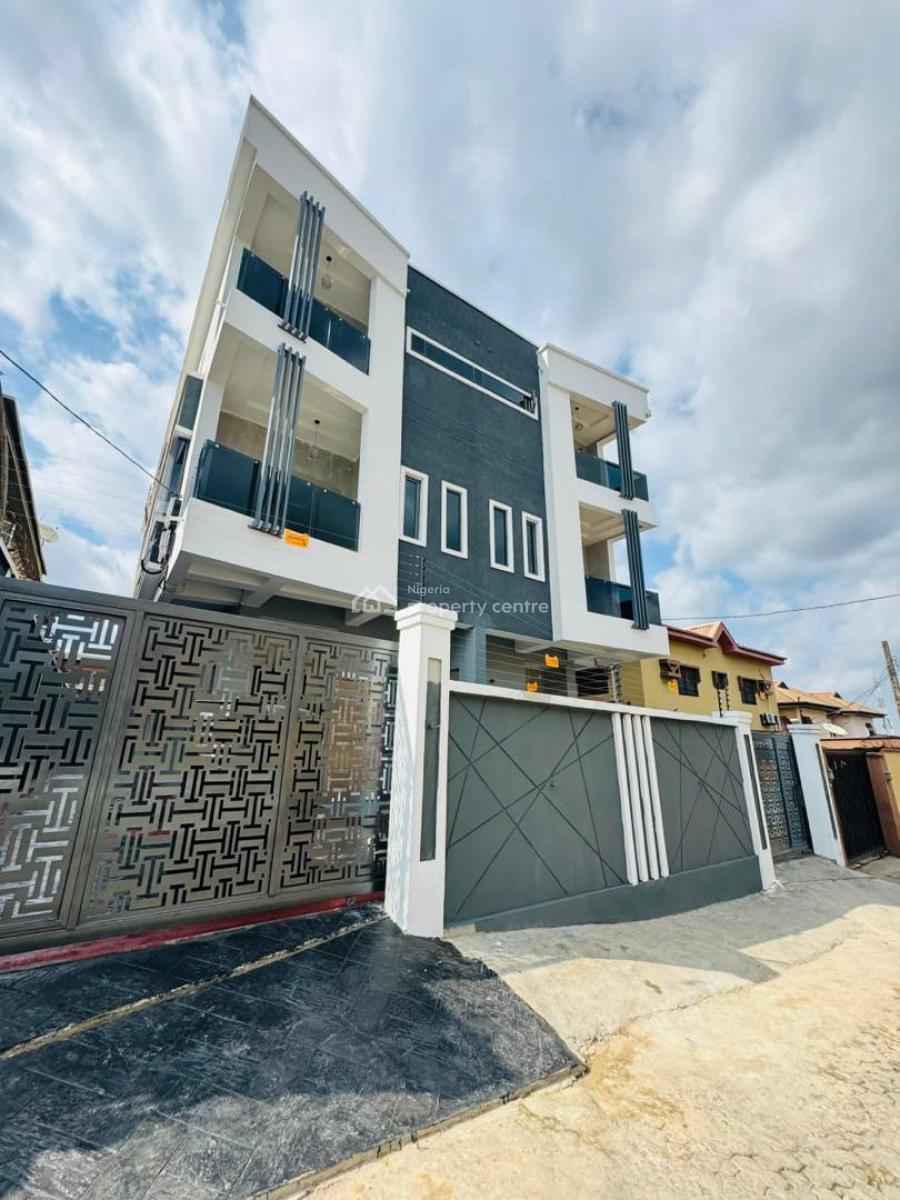 4 Bedroom Semi Detached Duplex, Magodo, Lagos, Semi-detached Duplex for Sale