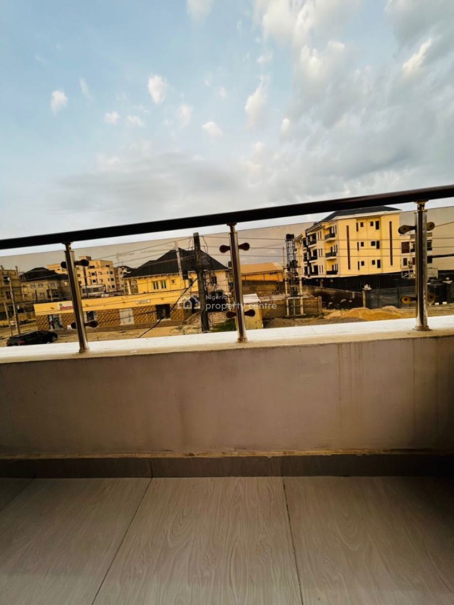 Distress 4bedroom Detached Home, Lekki Lagos, Lekki, Lagos, Detached Duplex for Sale