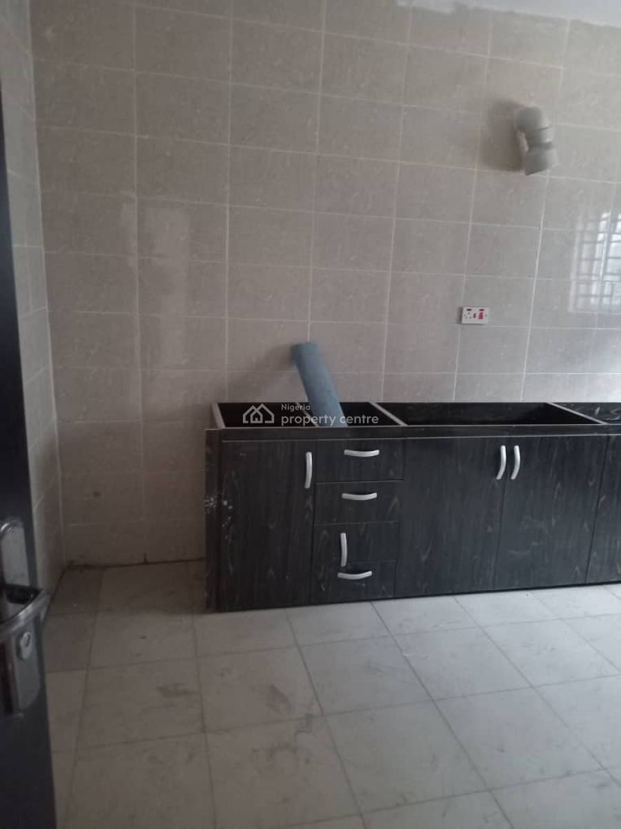 a Serviced Brand New 2 Bedroom Apartment, Jahi, Abuja, Flat / Apartment for Rent