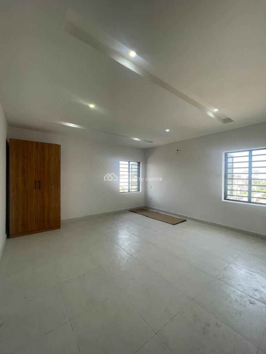 Stunning  2 Bedroom Apartment with Pool and Bq, Lekki Phase 1, Lekki, Lagos, Flat / Apartment for Sale