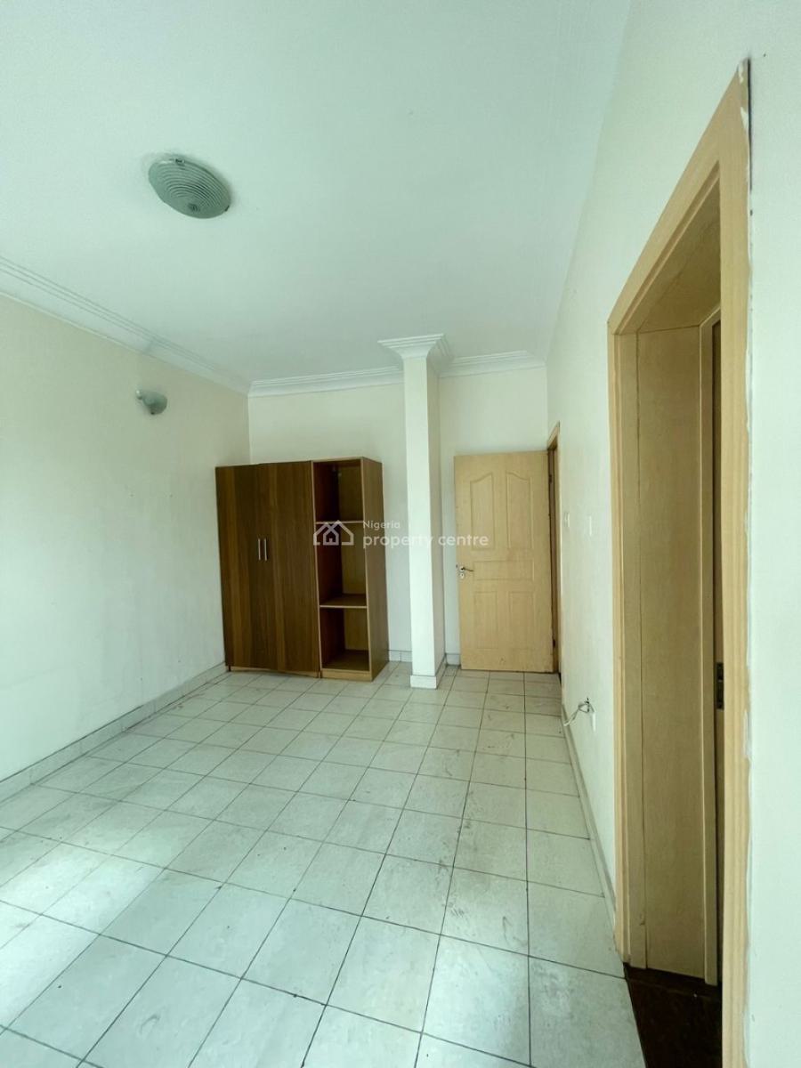 Beautiful 3 Bedroom Flat, Off Admiralty Way, Lekki, Lagos, Flat / Apartment for Rent