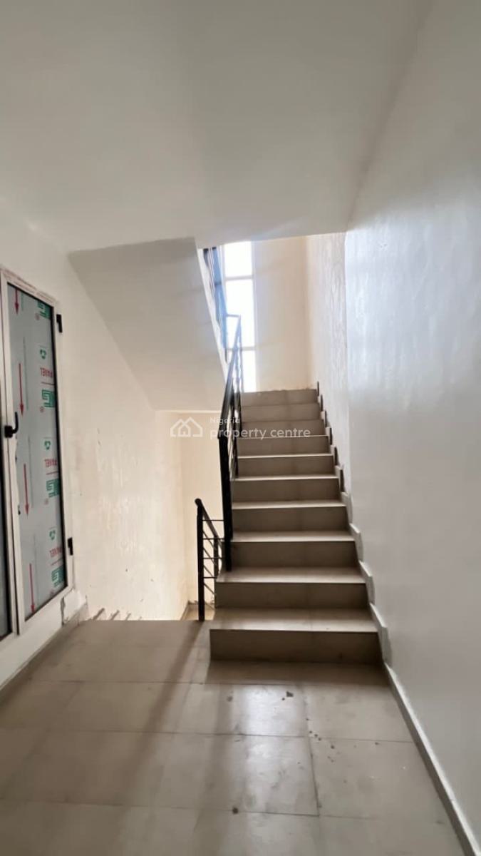 3 Bedrooms, Lekki Phase 1, Lekki, Lagos, Flat / Apartment for Rent