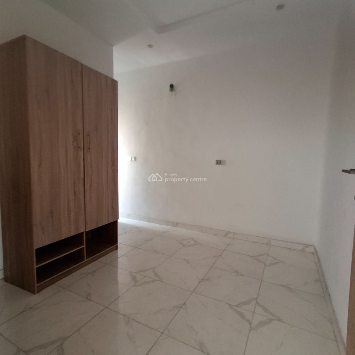 Four Bedroom Terrace, Chevron, Lekki, Lagos, Terraced Duplex for Sale
