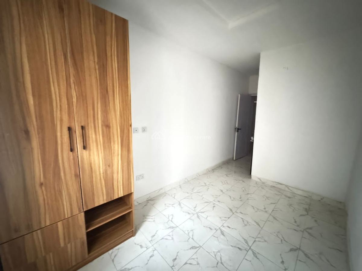 Self Compound Terrace Duplex, Ikota Gra, Ikota, Lekki, Lagos, Terraced Duplex for Sale