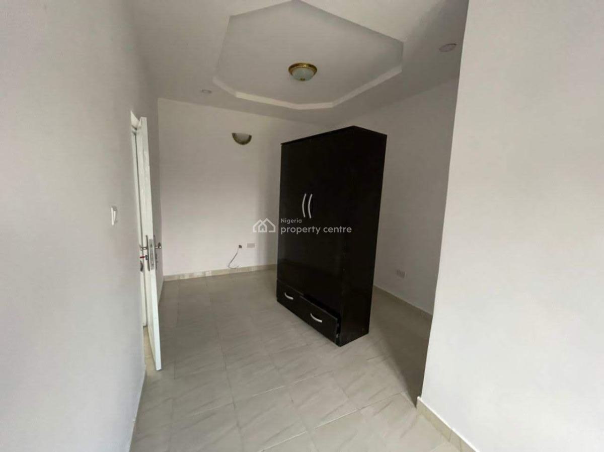 Massive One Bedroom Flat Downstairs, Majek, Sangotedo, Ajah, Lagos, Mini Flat (room and Parlour) for Rent