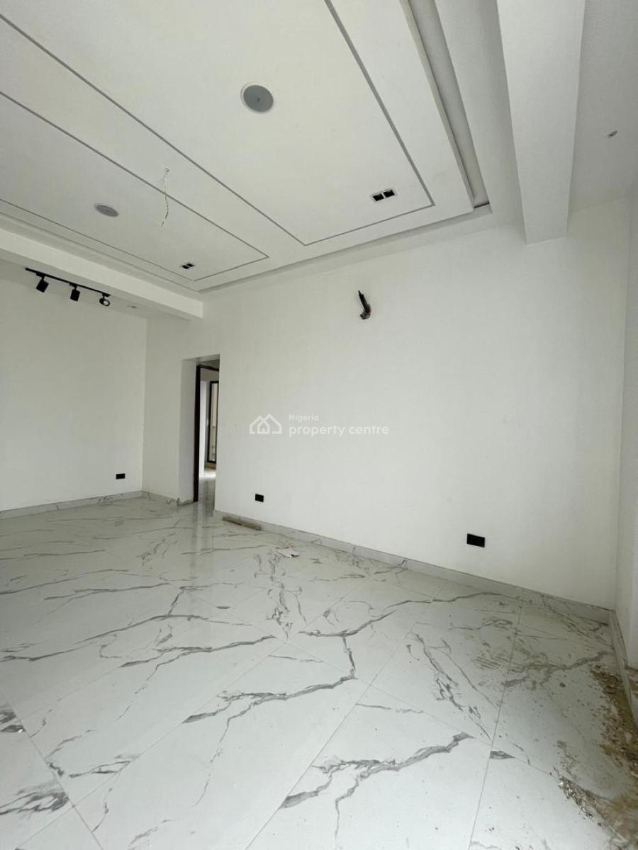 3 Bedroom Apartment with Elevator, Swimming Pool., Lekki Phase 1, Lekki, Lagos, Flat / Apartment for Sale