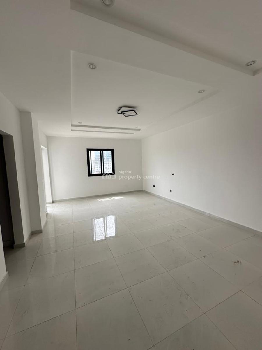Luxury 4 Bedrooms Top Floor Flat in Well-built Residential Development, Banana Island Road, Ikoyi, Lagos, Flat / Apartment for Rent