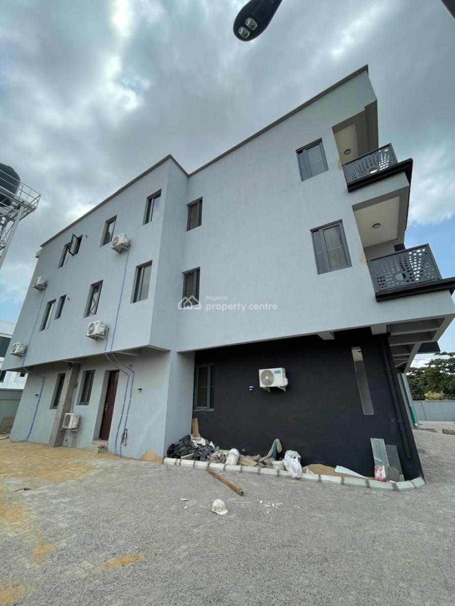 4 Unit of 3 Bedroom Apartment with Bq and 2unit of 1 Bedroom Apartment, Lekki Phase 1, Lekki, Lagos, Block of Flats for Sale