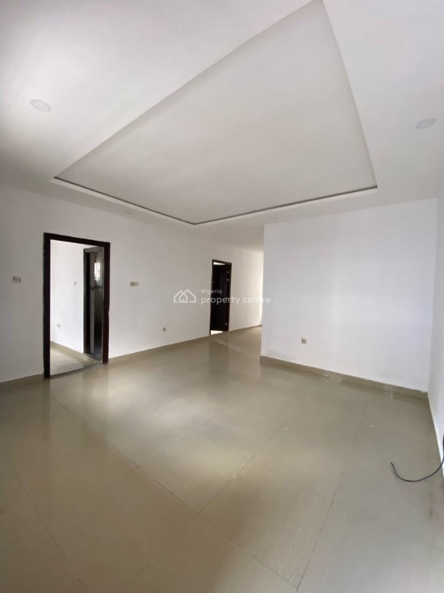 Well Maintained 2-bedroom Flat [upstairs], Ogidan, Sangotedo, Ajah, Lagos, Flat / Apartment for Rent