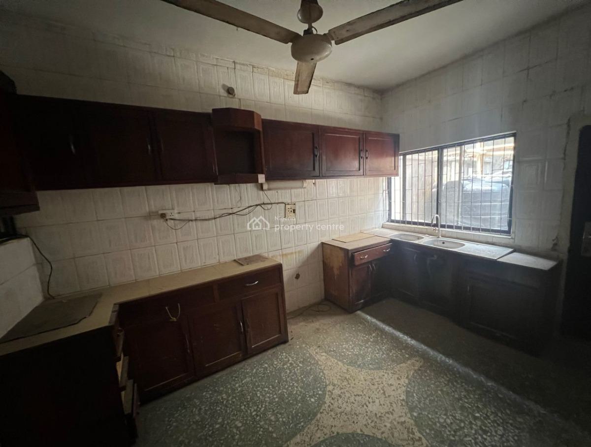 Standard 5 Bedroom Semi-detached Duplex with 2 Room Bq & Self Compound, Lekki Phase 1, Lekki, Lagos, Semi-detached Duplex for Rent