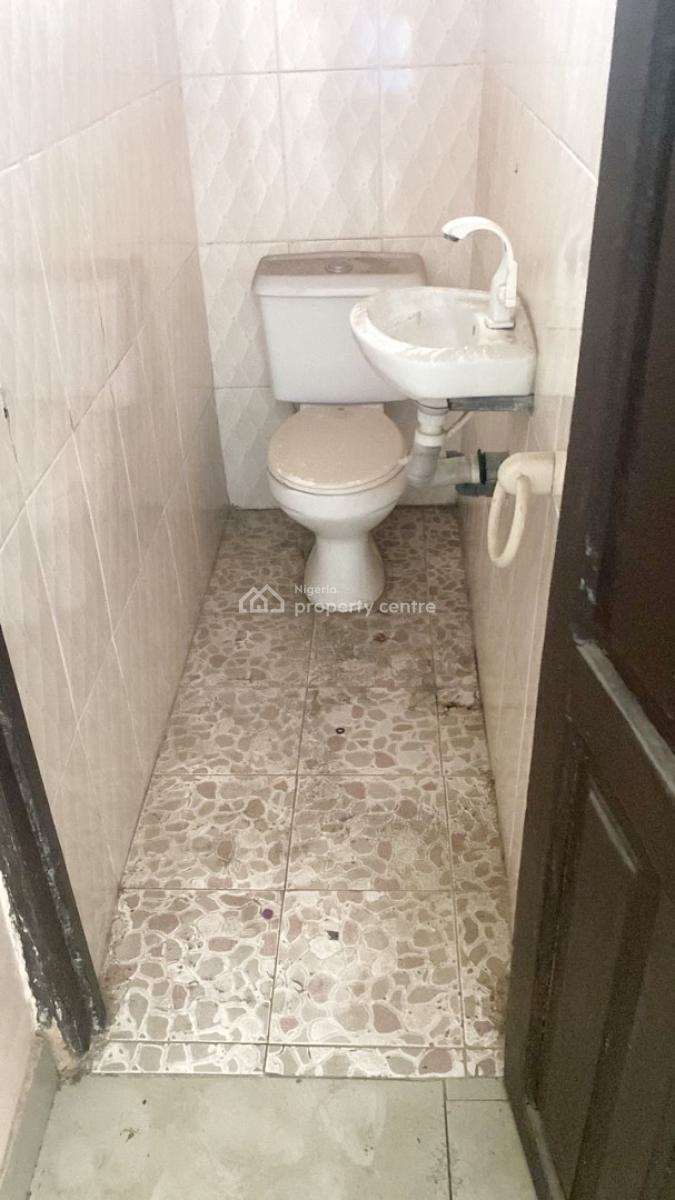 Luxury 3 Bedroom Flat, Off Toyin Street, Ikeja, Lagos, Flat / Apartment for Rent