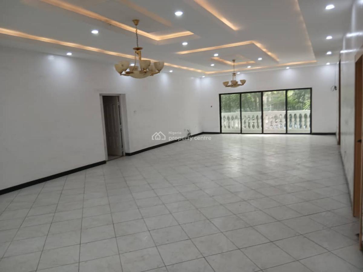 Spacious Luxury 3 Bedroom Apartment with Good Facilities, Oluwanisola Estate, Lekki Expressway, Lekki, Lagos, Flat / Apartment for Rent