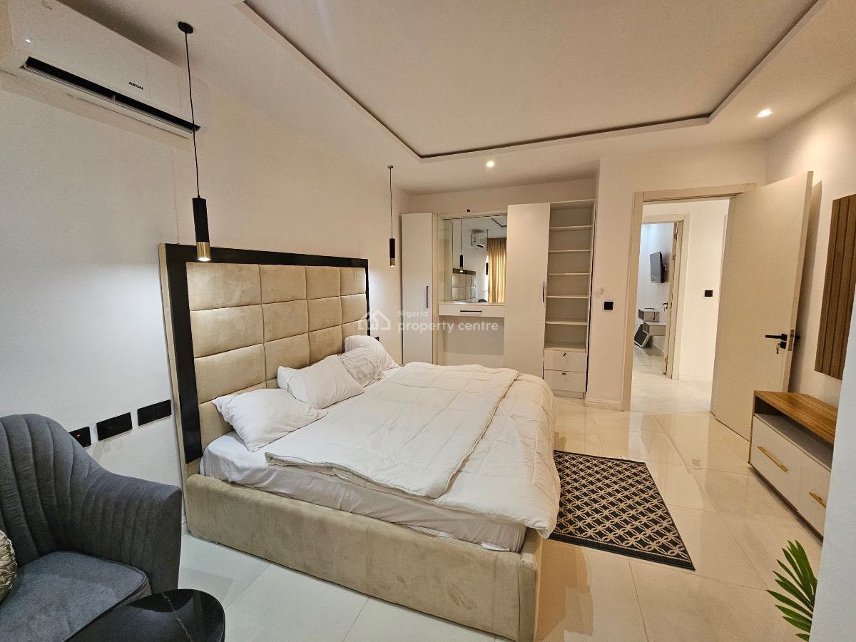 Luxury 2 Bedroom Penthouse Apartment with Rooftop, Ologolo, Lekki, Lagos, Flat / Apartment Short Let