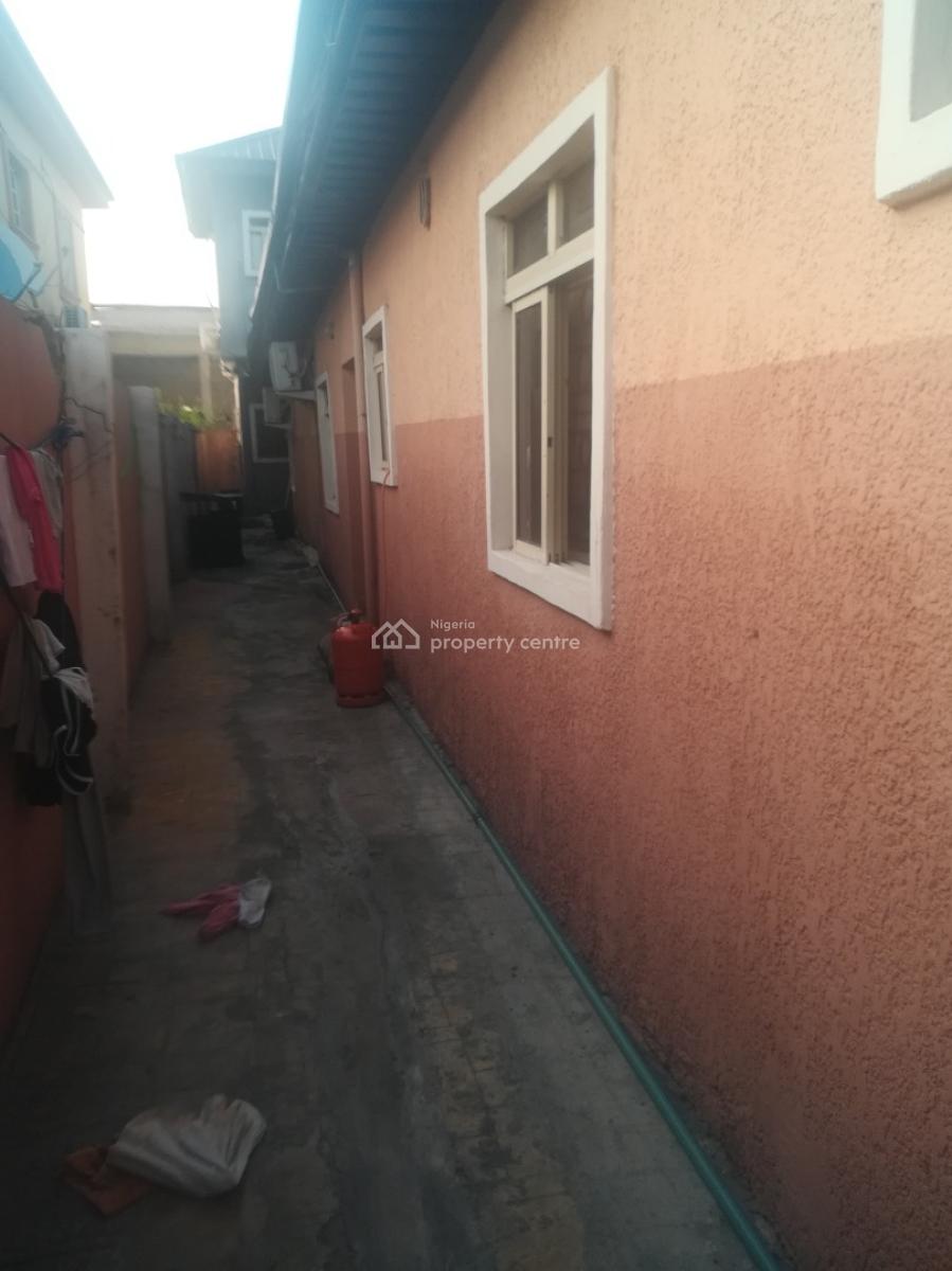 Bungalow House Video Available 2 Room and Palour and 2 Self Contain, Peace Estate Badore Road, Ajah, Lagos, Semi-detached Bungalow for Sale