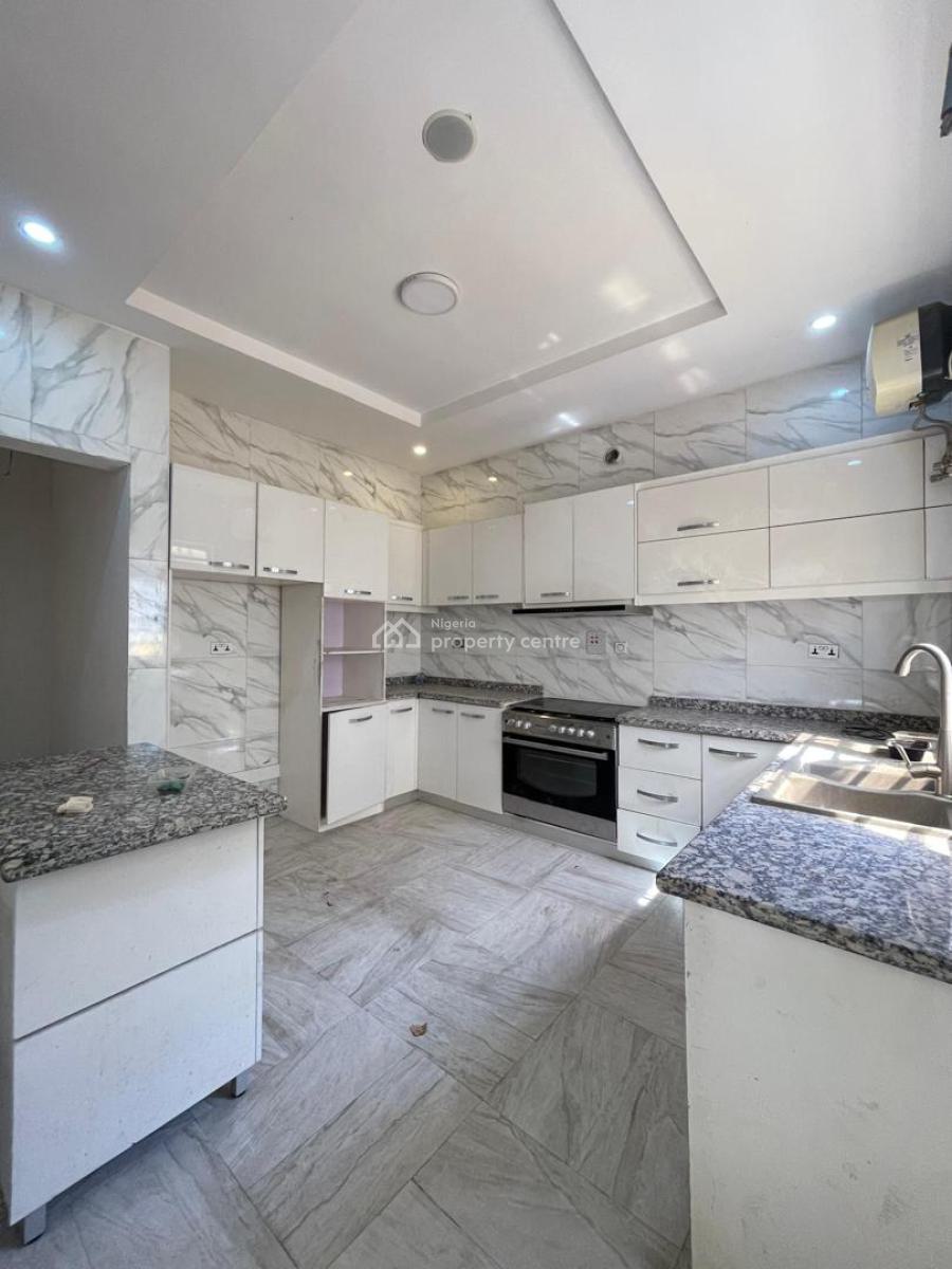4 Bedroom Terraced Bungalow with Bq, Chevron, Lekki, Lagos, Terraced Bungalow for Rent