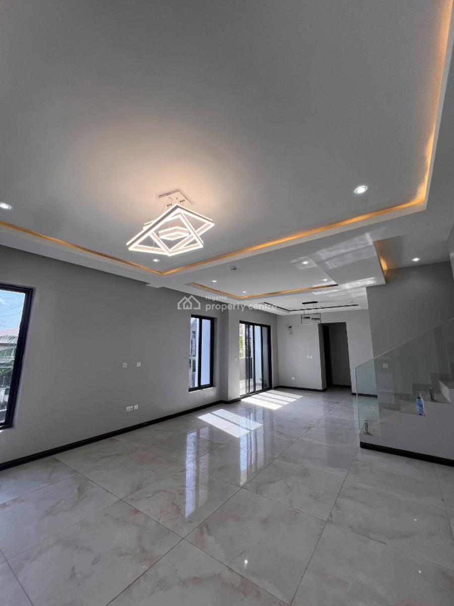 Magnificent 4 Bedroom Menisonette with Bq in Lekki Phase 1, Stunning  4 Bedroom Menisonette with Bq in a Serene Area, Lekki Phase 1, Lekki, Lagos, House for Sale
