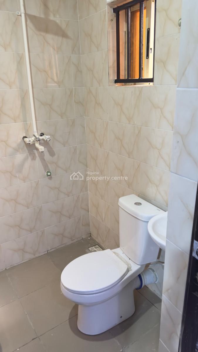 Very Lovely 3 Bedrooms Apartment All Ensuite in a Secured Neighborhood, Adebiyi Street, Gra Phase 1, Magodo, Lagos, Flat / Apartment for Rent